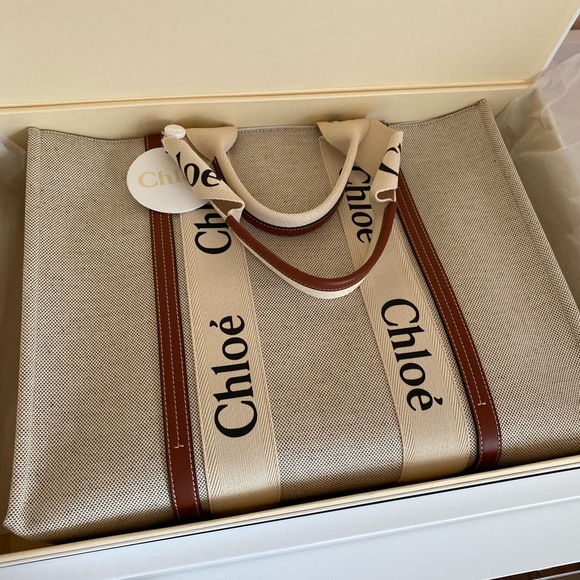 Chloe large Woody Tote - Picture 3 of 5